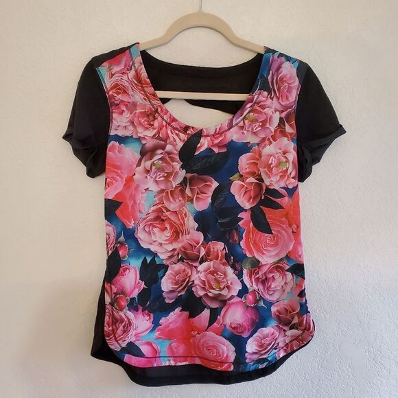 Lululemon Lightened Up Short Sleeve Garden Rose Print Vented Activewear Tee - Picture 2 of 5